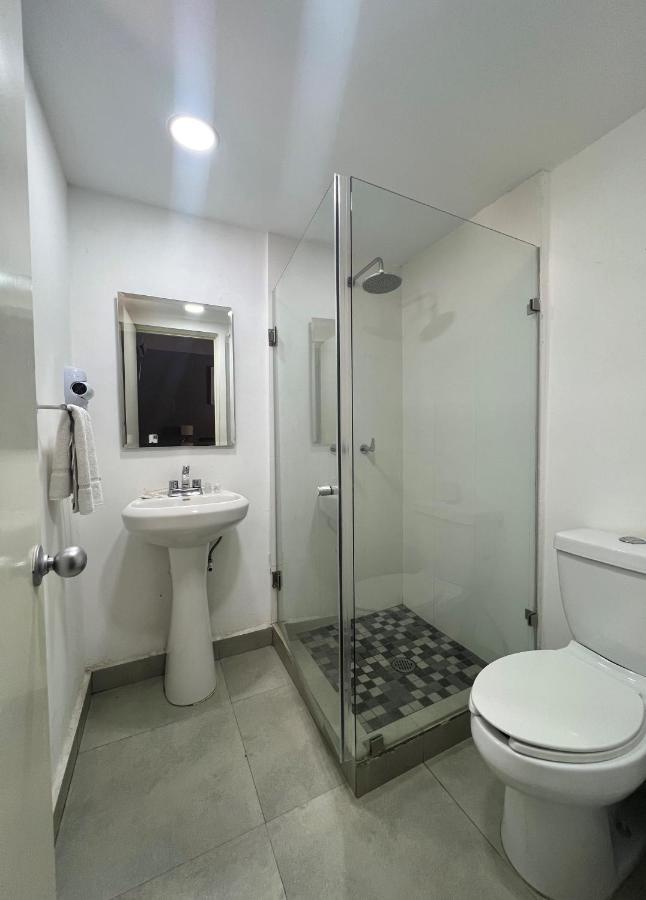 Hotel Nuve Gomez Palacio ภายนอก รูปภาพ